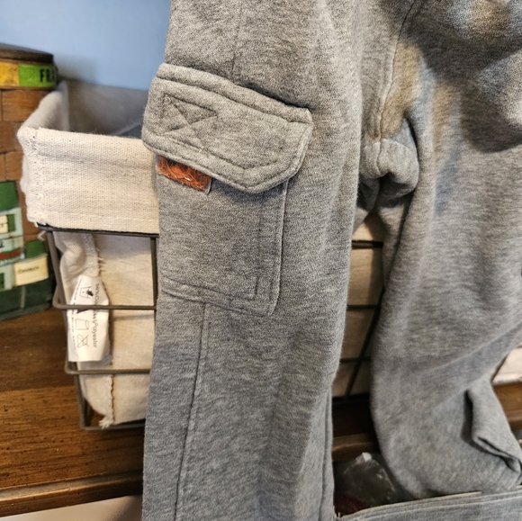 BOYS SIZE 3T LIGHT GRAY SWEAT PANTS - Picture 4 of 6